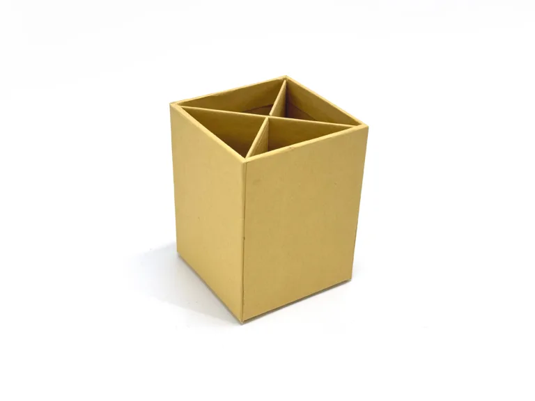 SYG25122 Square Pen Holder 2