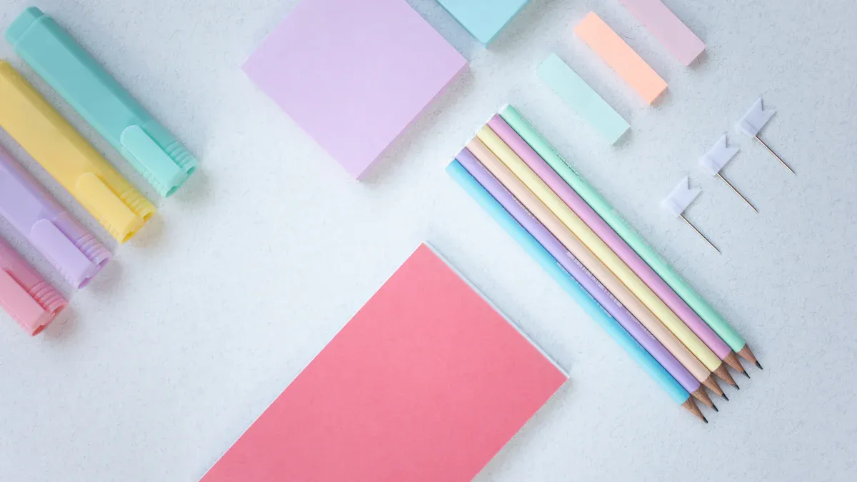 Curating Paper & Notebook Collections with Shinyyou